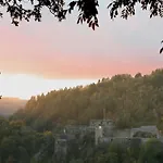 Near Castle Дом отдыха Бульон