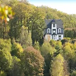 Дом отдыха Near Castle *