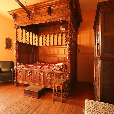 Near Castle Tatil Evi *